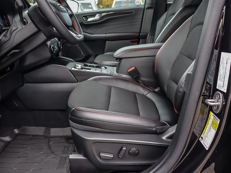 2025 FORD ESCAPE ST-LINE AWD