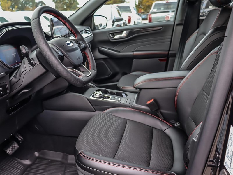 2025 FORD ESCAPE ST-LINE AWD