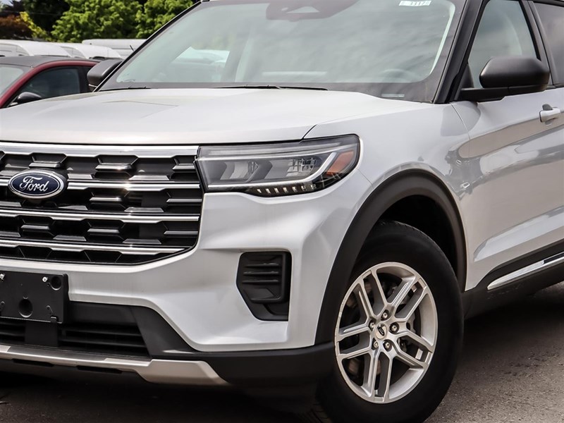 2025 FORD EXPLORER ACTIVE 4WD