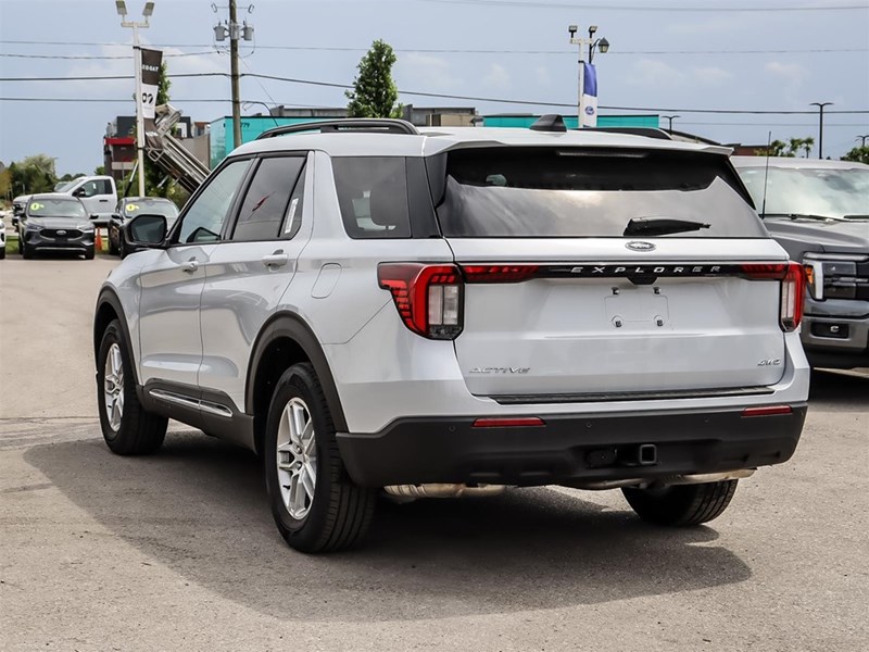 2025 FORD EXPLORER ACTIVE 4WD