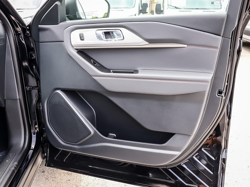 2025 FORD EXPLORER ACTIVE 4WD