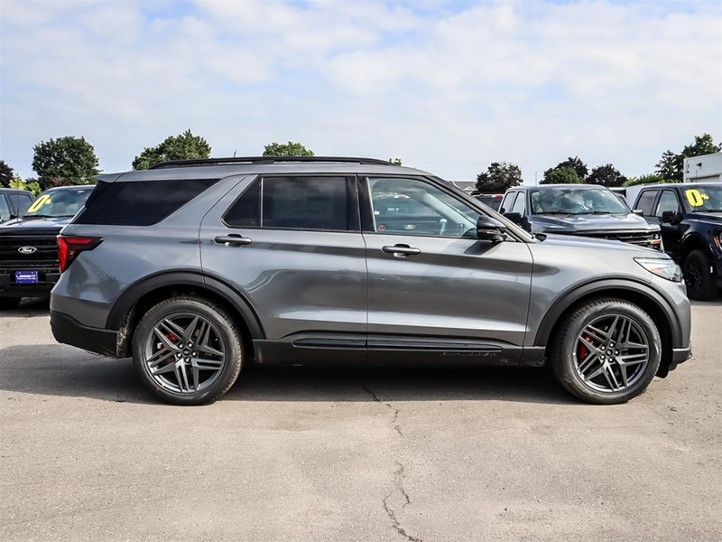 2025 FORD EXPLORER ST 4WD