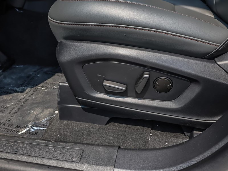 2025 FORD EXPLORER ACTIVE 4WD