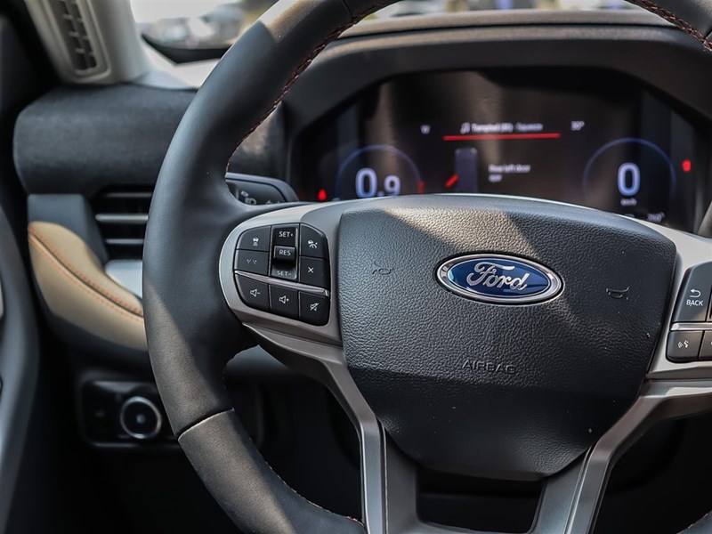 2025 FORD EXPLORER ACTIVE 4WD