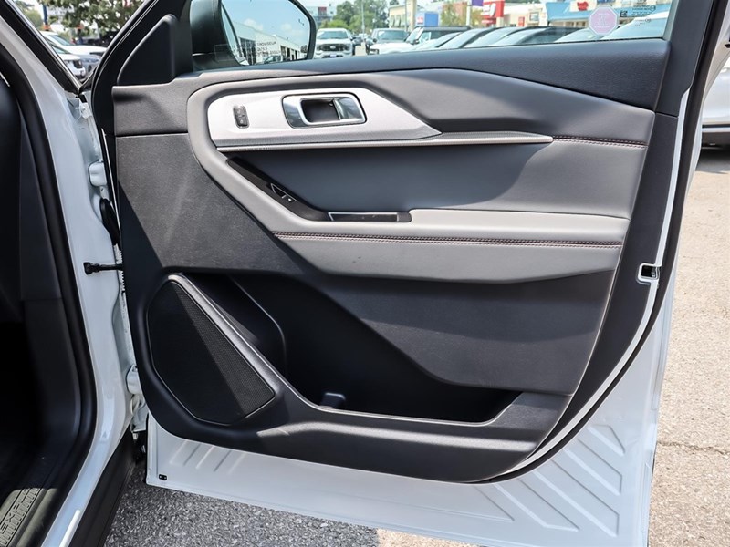 2025 FORD EXPLORER ACTIVE 4WD