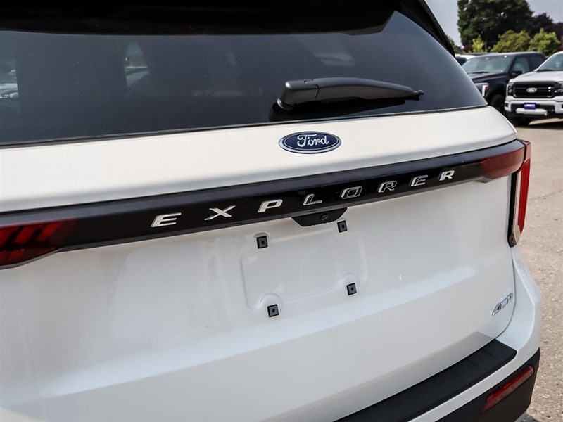 2025 FORD EXPLORER ACTIVE 4WD