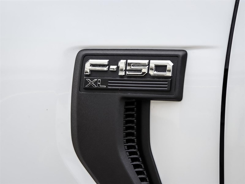 2025 FORD F-150 XL 4WD REG CAB 8' BOX