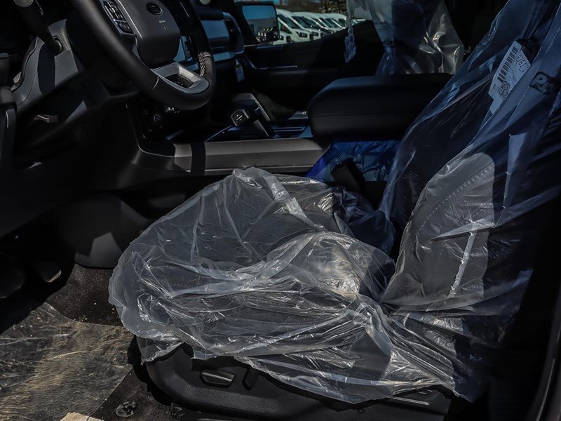 2025 FORD F-150 LARIAT 4WD SUPERCREW 5.5' BOX