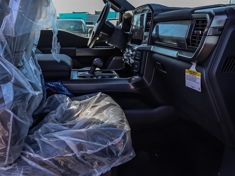 2025 FORD F-150 LARIAT 4WD SUPERCREW 5.5' BOX