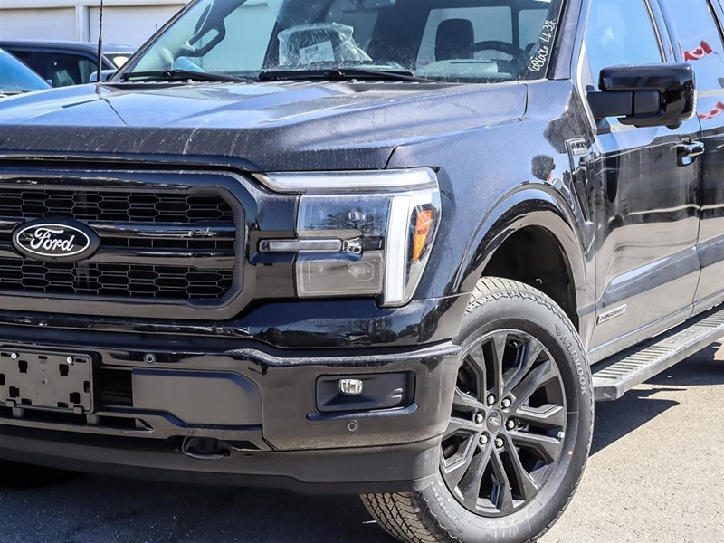 2025 FORD F-150 LARIAT 4WD SUPERCREW 5.5' BOX