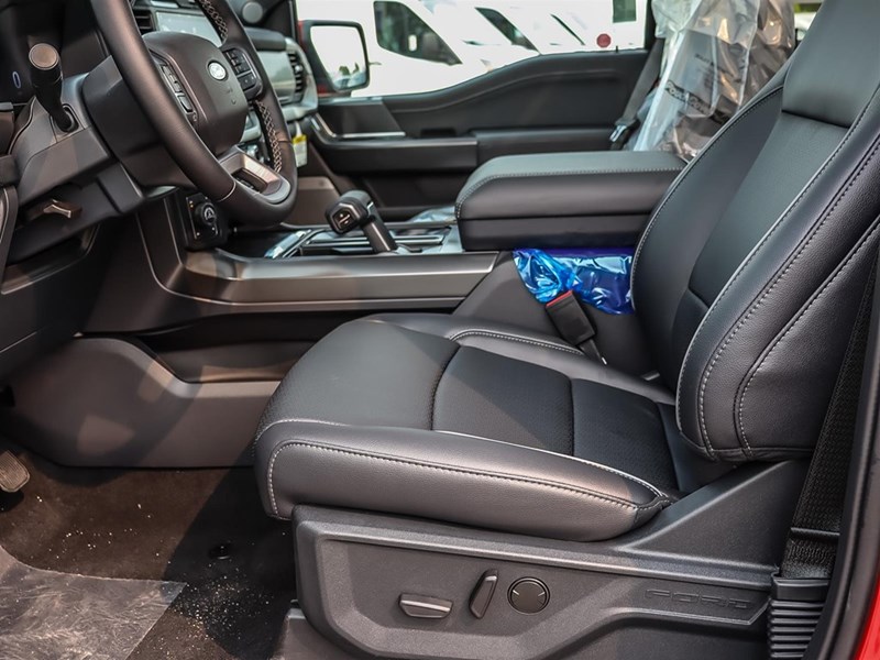 2025 FORD F-150 LARIAT 4WD SUPERCREW 5.5' BOX