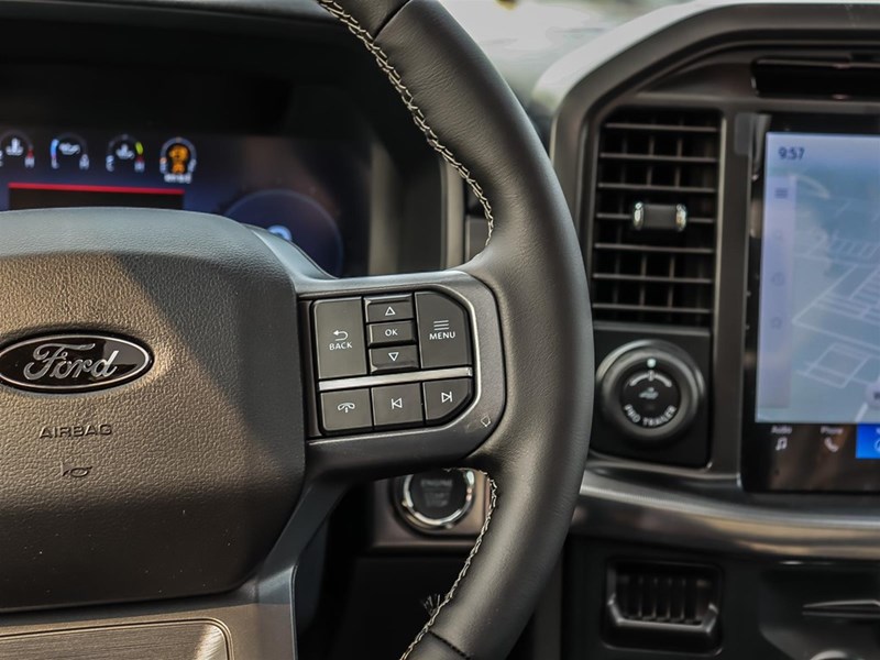2025 FORD F-150 LARIAT 4WD SUPERCREW 5.5' BOX