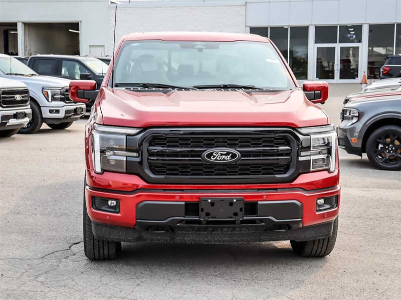 2025 FORD F-150 LARIAT 4WD SUPERCREW 5.5' BOX