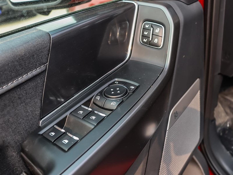 2025 FORD F-150 LARIAT 4WD SUPERCREW 5.5' BOX