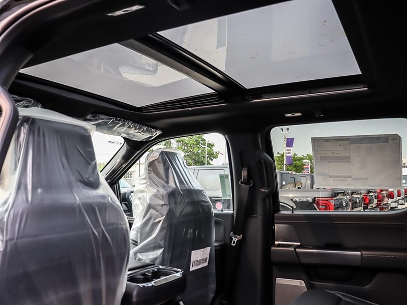 2025 FORD F-150 LARIAT 4WD SUPERCREW 5.5' BOX