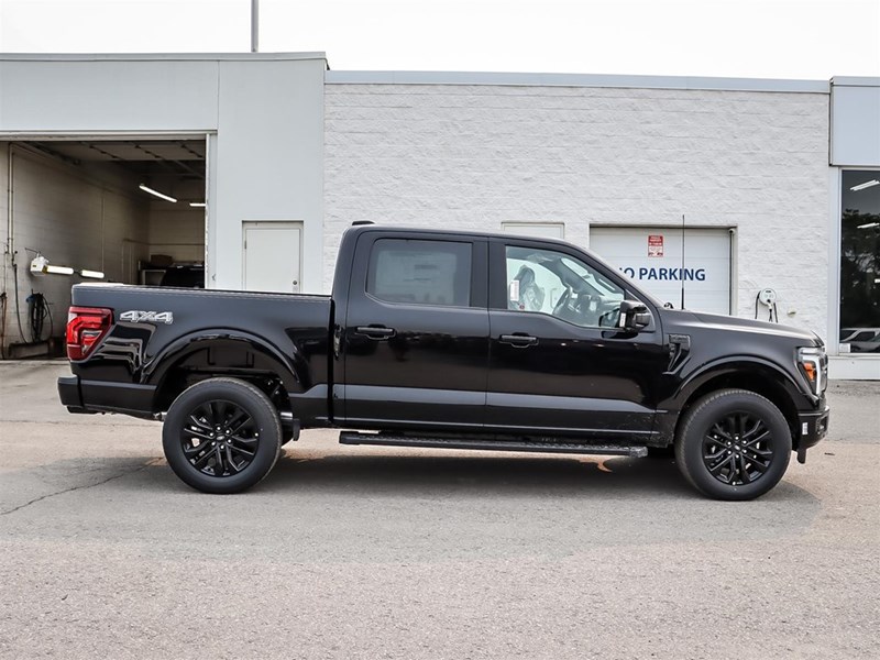 2025 FORD F-150 LARIAT 4WD SUPERCREW 5.5' BOX