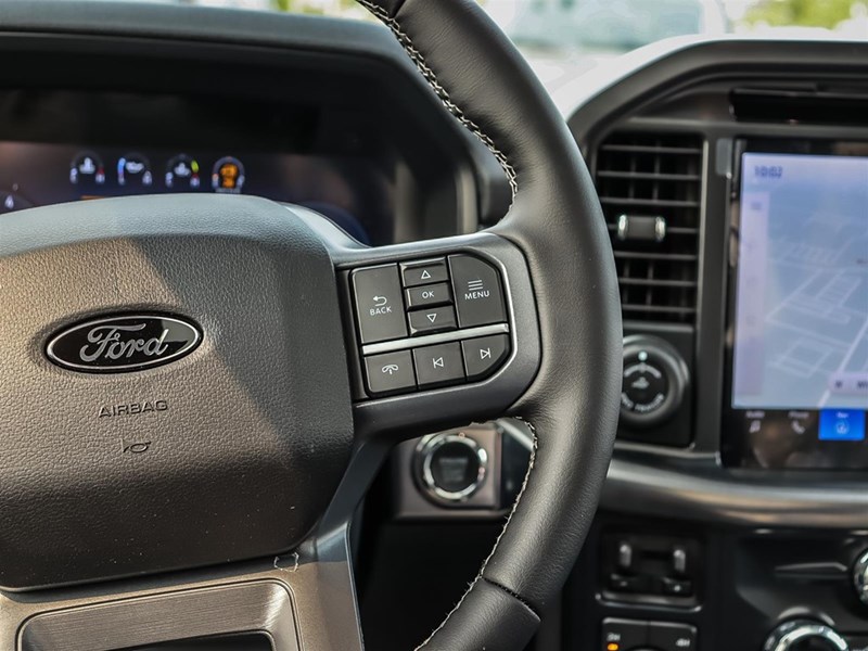 2025 FORD F-150 LARIAT 4WD SUPERCREW 5.5' BOX