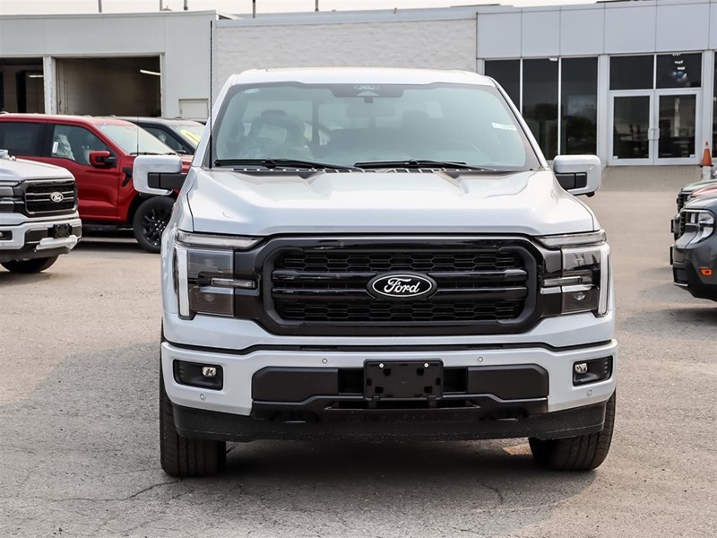 2025 FORD F-150 LARIAT 4WD SUPERCREW 5.5' BOX