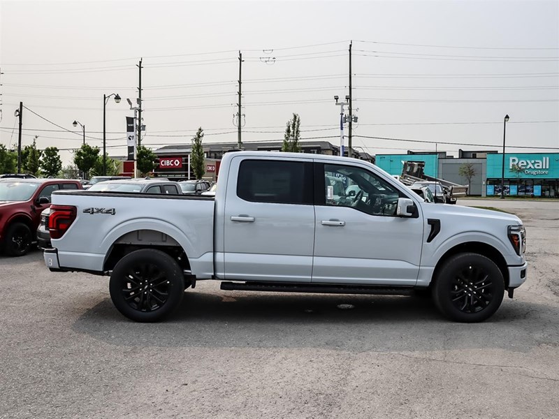 2025 FORD F-150 LARIAT 4WD SUPERCREW 5.5' BOX