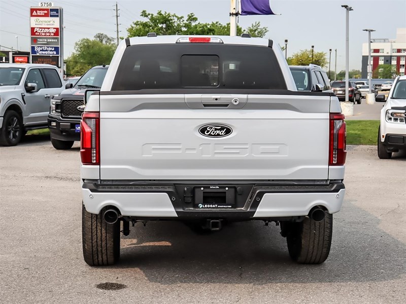 2025 FORD F-150 LARIAT 4WD SUPERCREW 5.5' BOX