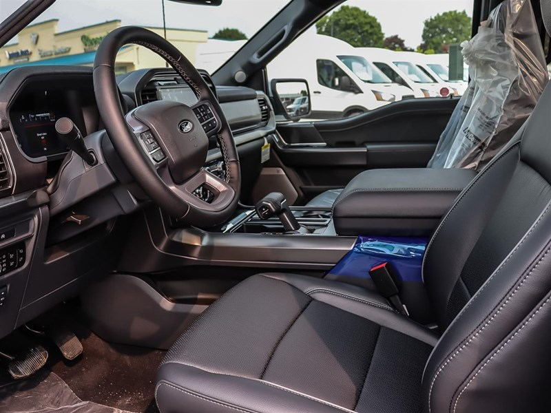 2025 FORD F-150 LARIAT 4WD SUPERCREW 5.5' BOX