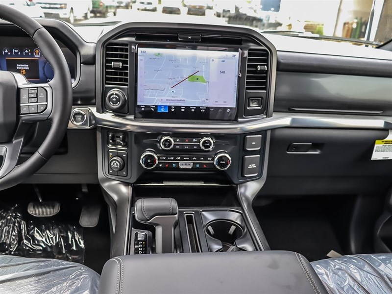 2025 FORD F-150 LARIAT 4WD SUPERCREW 5.5' BOX