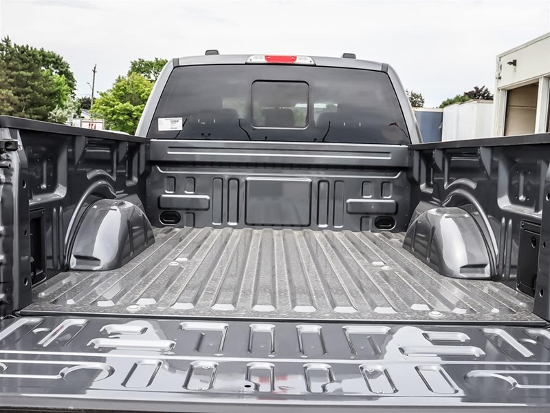 2025 FORD F-150 LARIAT 4WD SUPERCREW 5.5' BOX