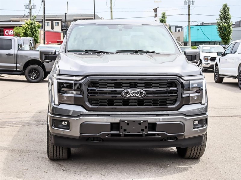 2025 FORD F-150 LARIAT 4WD SUPERCREW 5.5' BOX