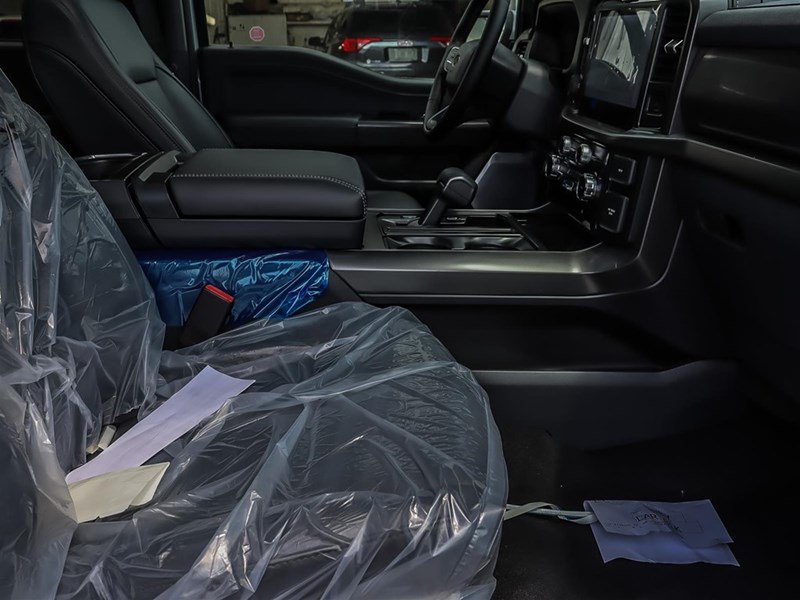 2025 FORD F-150 LARIAT 4WD SUPERCREW 5.5' BOX
