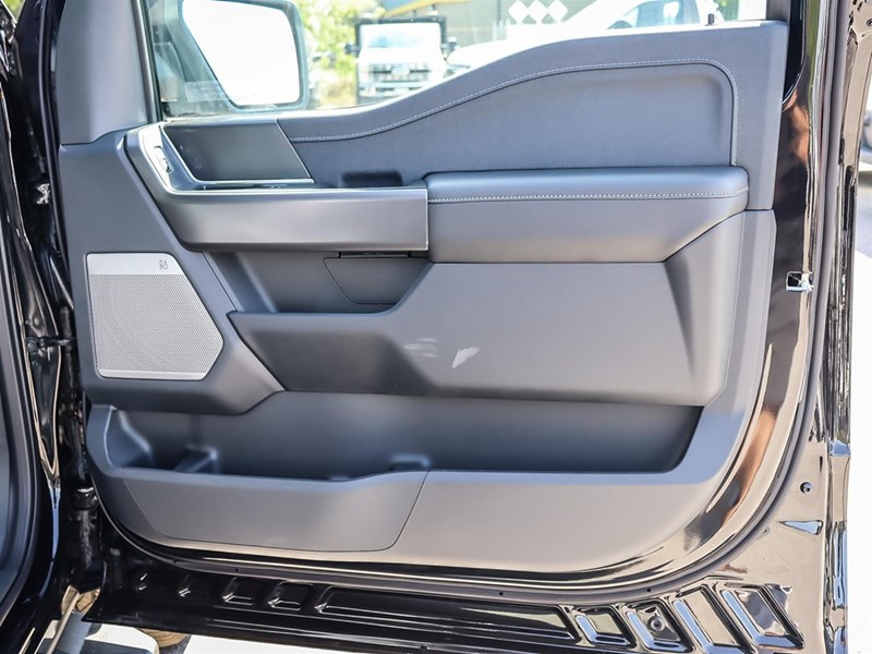 2025 FORD F-150 LARIAT 4WD SUPERCREW 5.5' BOX