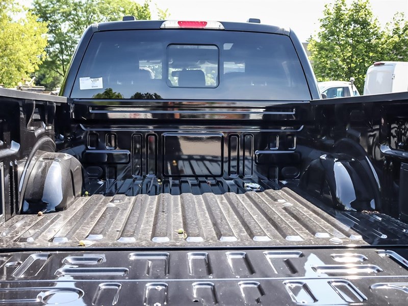 2025 FORD F-150 LARIAT 4WD SUPERCREW 5.5' BOX
