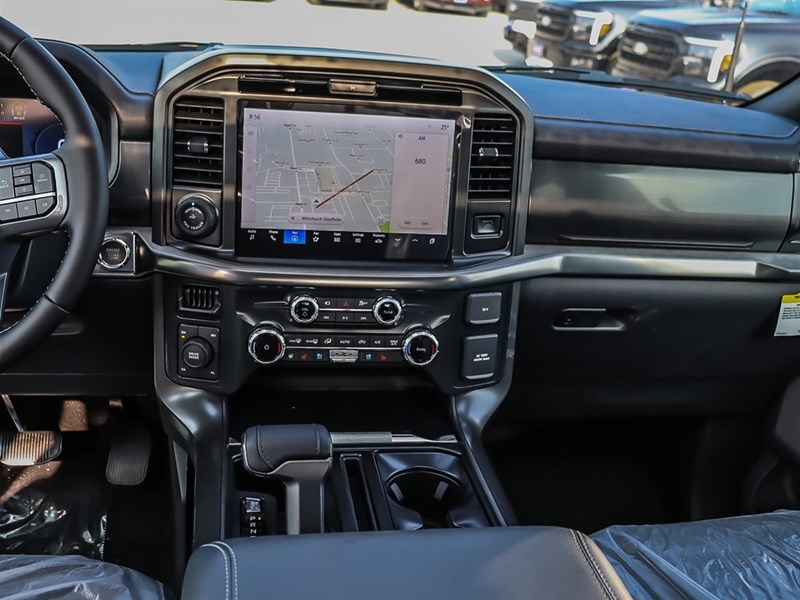 2025 FORD F-150 LARIAT 4WD SUPERCREW 5.5' BOX