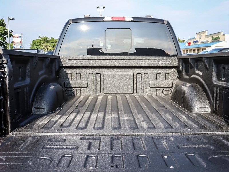 2025 FORD F-150 LARIAT 4WD SUPERCREW 5.5' BOX