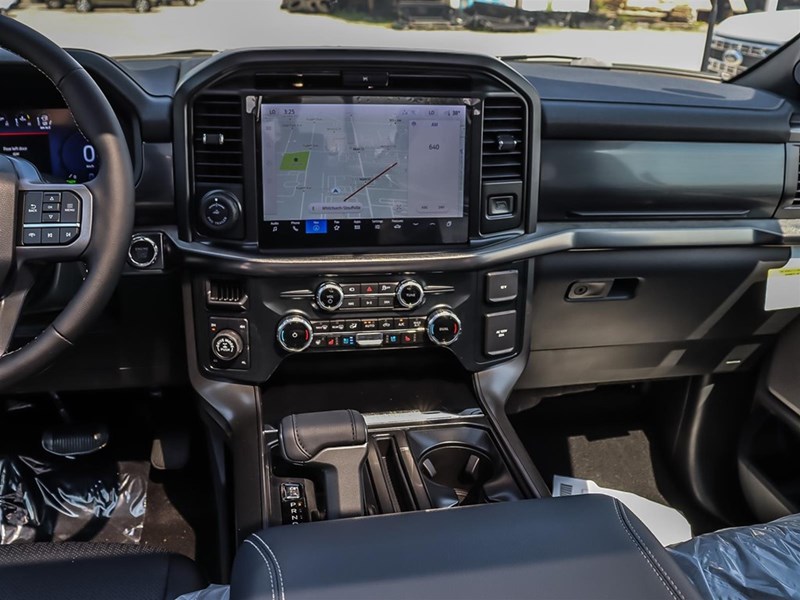 2025 FORD F-150 LARIAT 4WD SUPERCREW 5.5' BOX