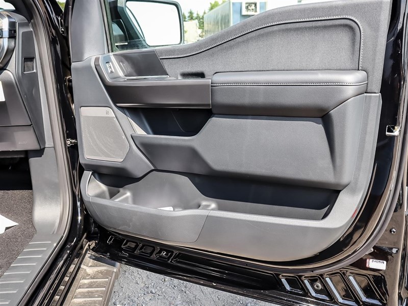 2025 FORD F-150 LARIAT 4WD SUPERCREW 5.5' BOX