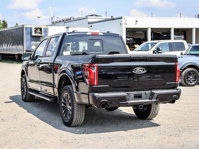 2025 FORD F-150 LARIAT 4WD SUPERCREW 5.5' BOX