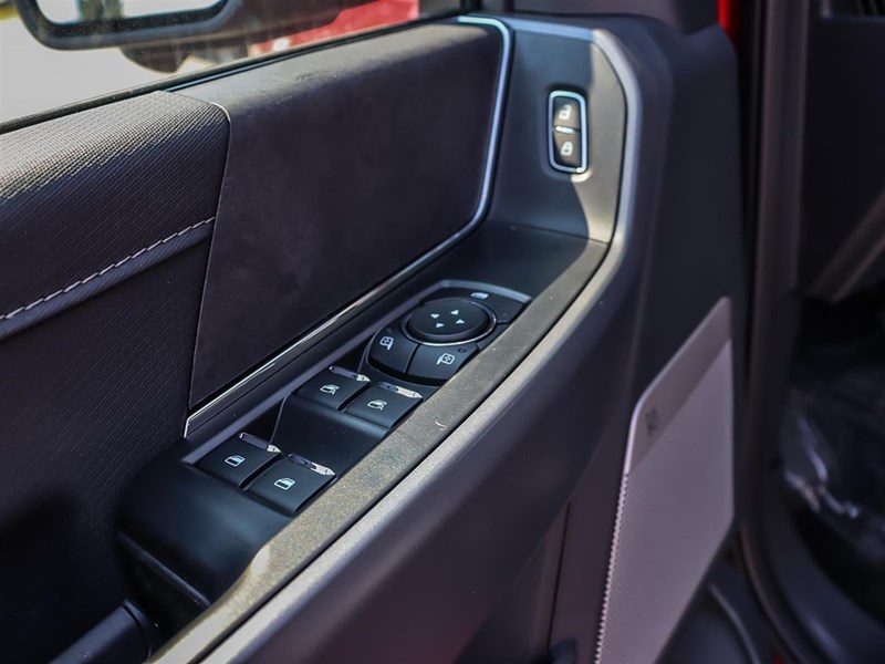 2025 FORD F-150 XLT 4WD SUPERCREW 5.5' BOX