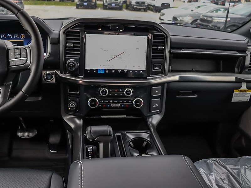 2025 FORD F-150 LARIAT 4WD SUPERCREW 5.5' BOX