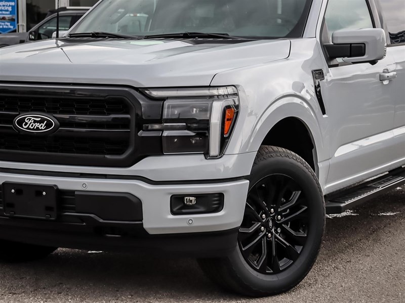 2025 FORD F-150 LARIAT 4WD SUPERCREW 5.5' BOX