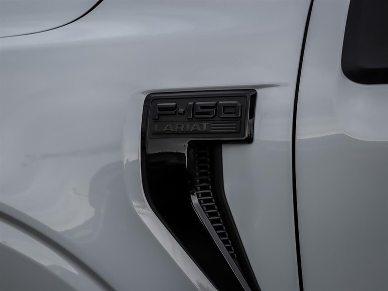 2025 FORD F-150 LARIAT 4WD SUPERCREW 5.5' BOX