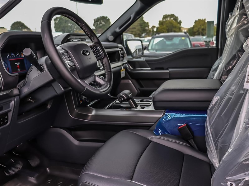 2025 FORD F-150 LARIAT 4WD SUPERCREW 5.5' BOX