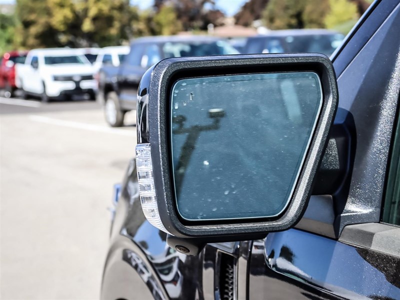 2025 FORD F-150 LARIAT 4WD SUPERCREW 5.5' BOX