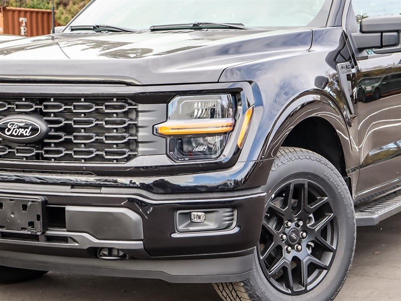 2025 FORD F-150 STX 4WD SUPERCREW 5.5' BOX