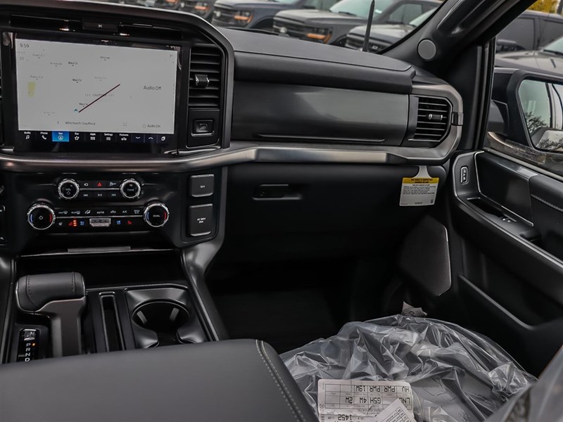 2025 FORD F-150 LARIAT 4WD SUPERCREW 5.5' BOX