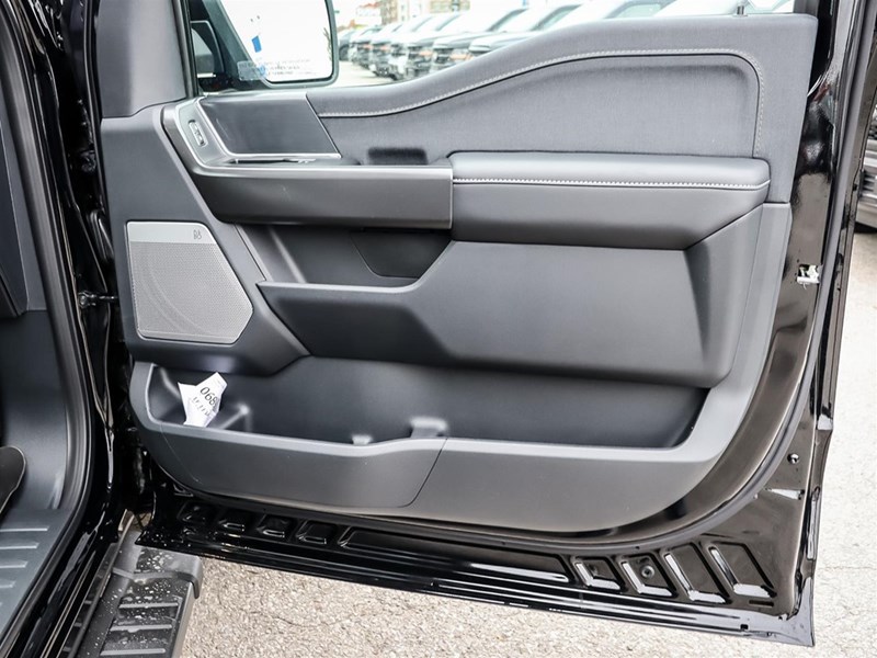 2025 FORD F-150 LARIAT 4WD SUPERCREW 5.5' BOX