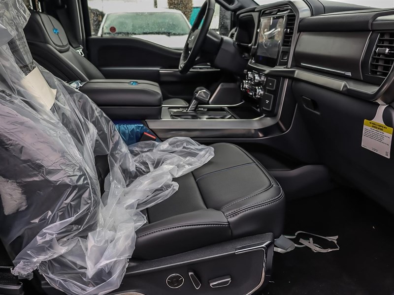 2025 FORD F-150 PLATINUM 4WD SUPERCREW 5.5' BOX