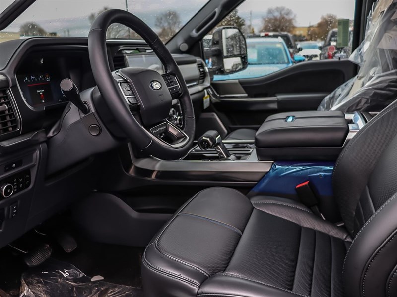 2025 FORD F-150 PLATINUM 4WD SUPERCREW 5.5' BOX