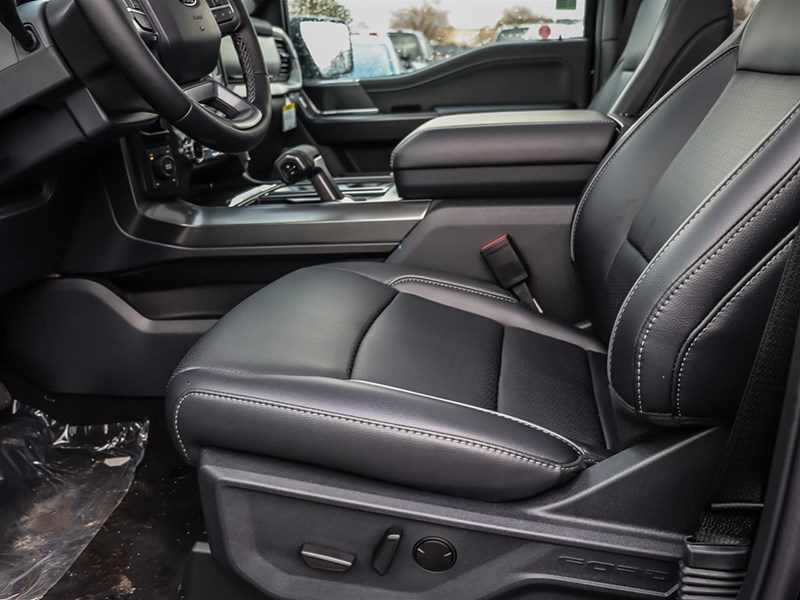 2025 FORD F-150 LARIAT 4WD SUPERCREW 5.5' BOX