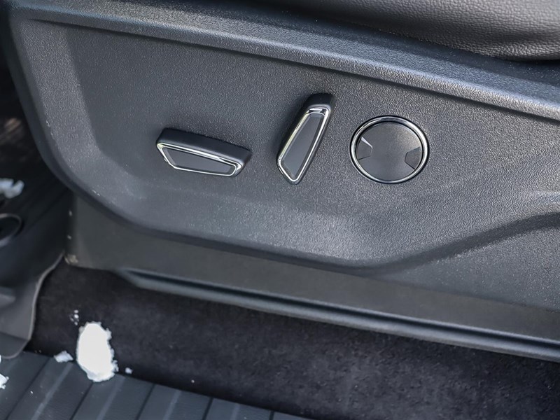 2025 FORD F-150 LARIAT 4WD SUPERCREW 5.5' BOX