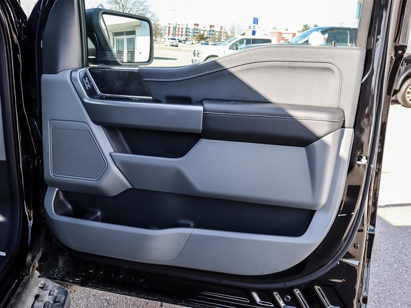 2025 FORD F-150 LIGHTNING XLT 4WD SUPERCREW 5.5' BOX